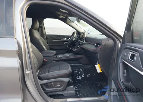 2025 Ford Explorer St-Line from USA, damaged, VIN 1FMUK7KH6SGA08889